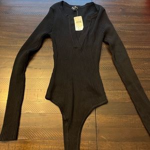NEVER WORN BLACK BODYSUIT!!
